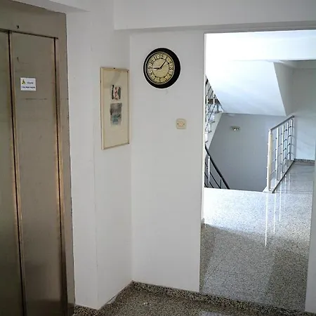 Apartment City-park Elena
